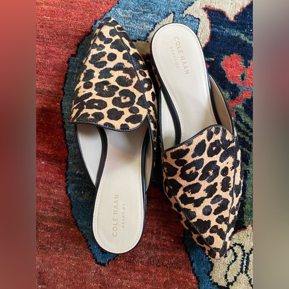 Cole Hana Piper loafer mule in leopard print